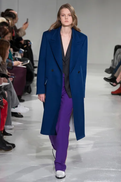 Look 47